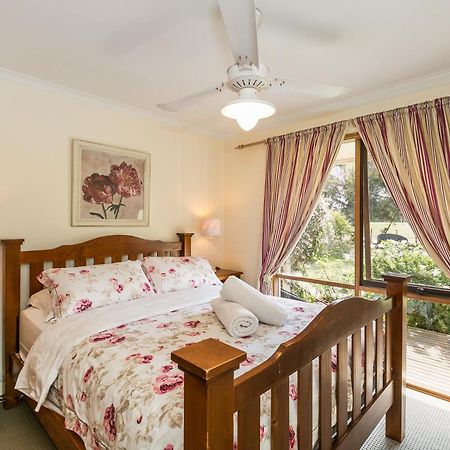 Freshwater Creek Cottages & Farm Stay Торки Екстериор снимка