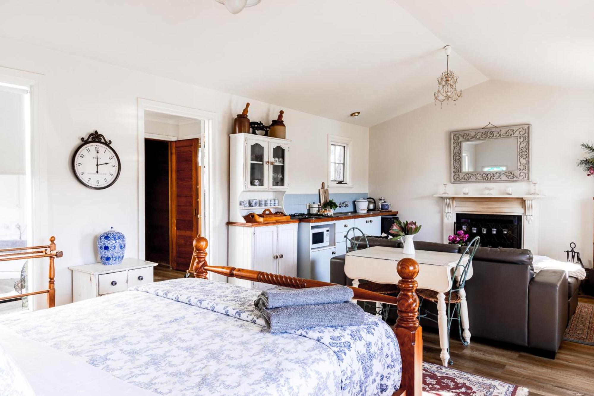 Freshwater Creek Cottages & Farm Stay Торки Екстериор снимка