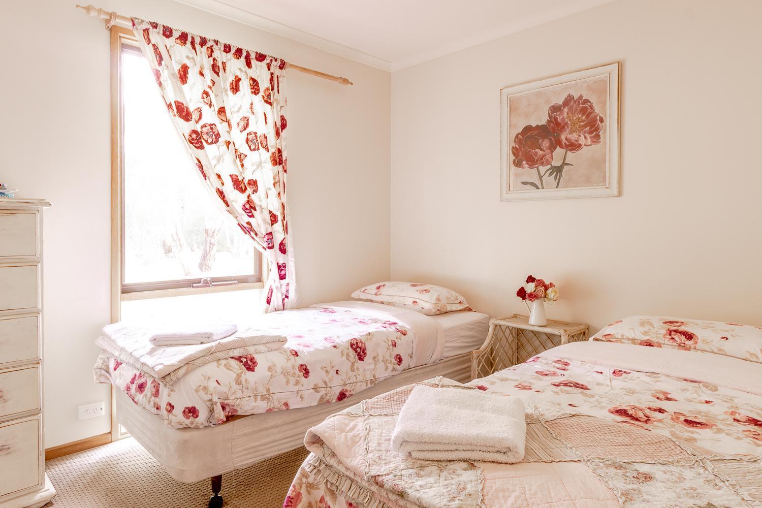 Freshwater Creek Cottages & Farm Stay Торки Екстериор снимка